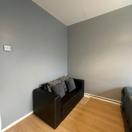1 Bedroom Flat In Whitechapel, London Ngoại thất bức ảnh