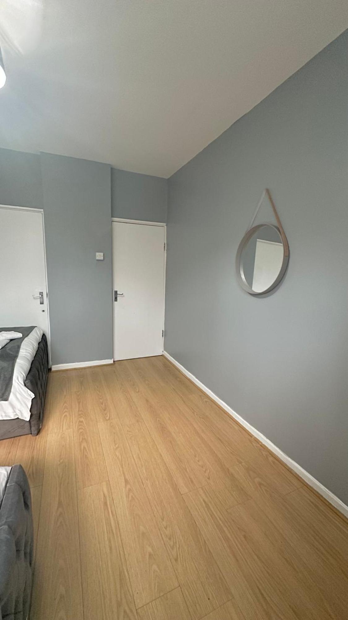 1 Bedroom Flat In Whitechapel, London Ngoại thất bức ảnh
