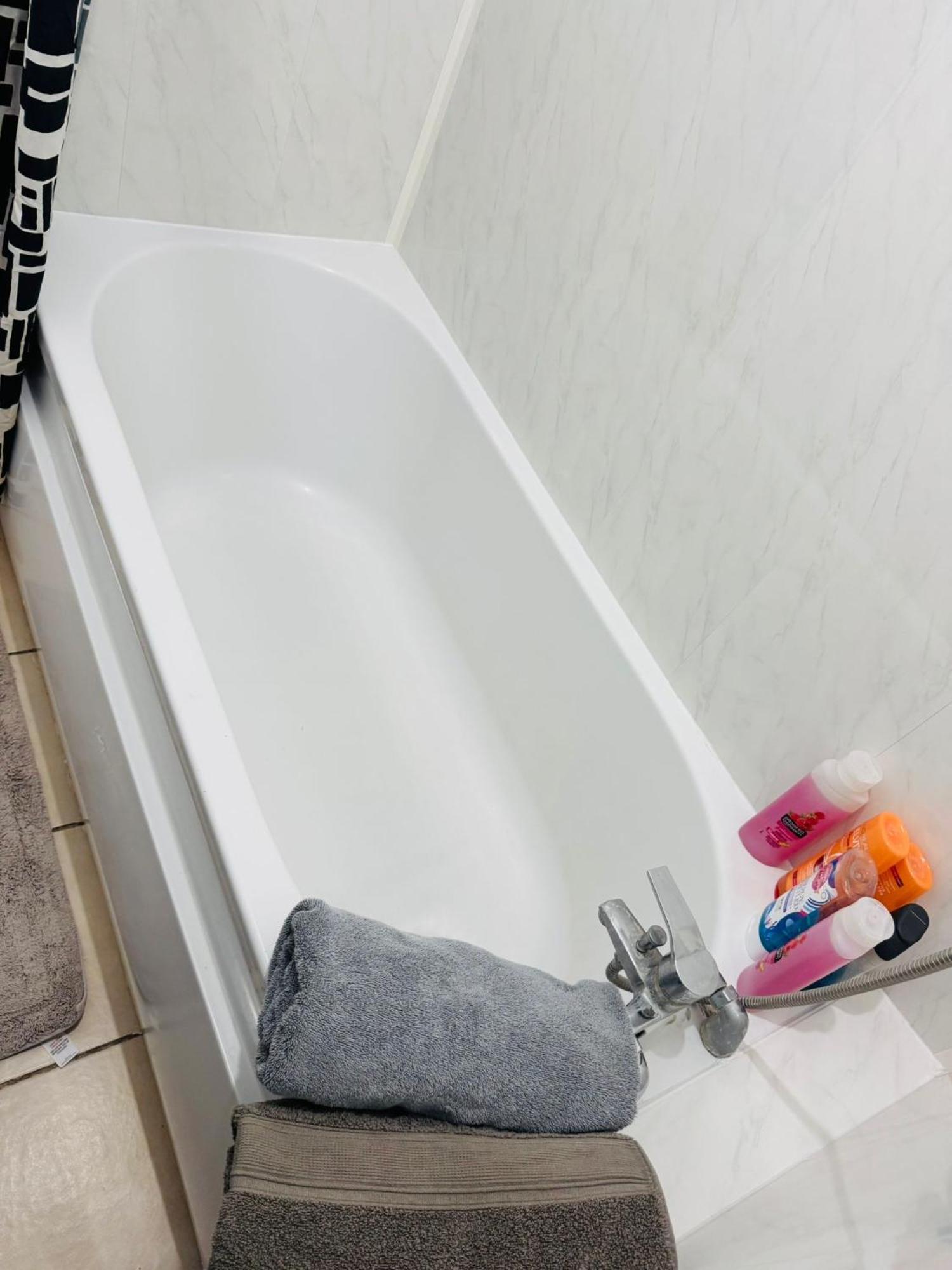 1 Bedroom Flat In Whitechapel, London Ngoại thất bức ảnh